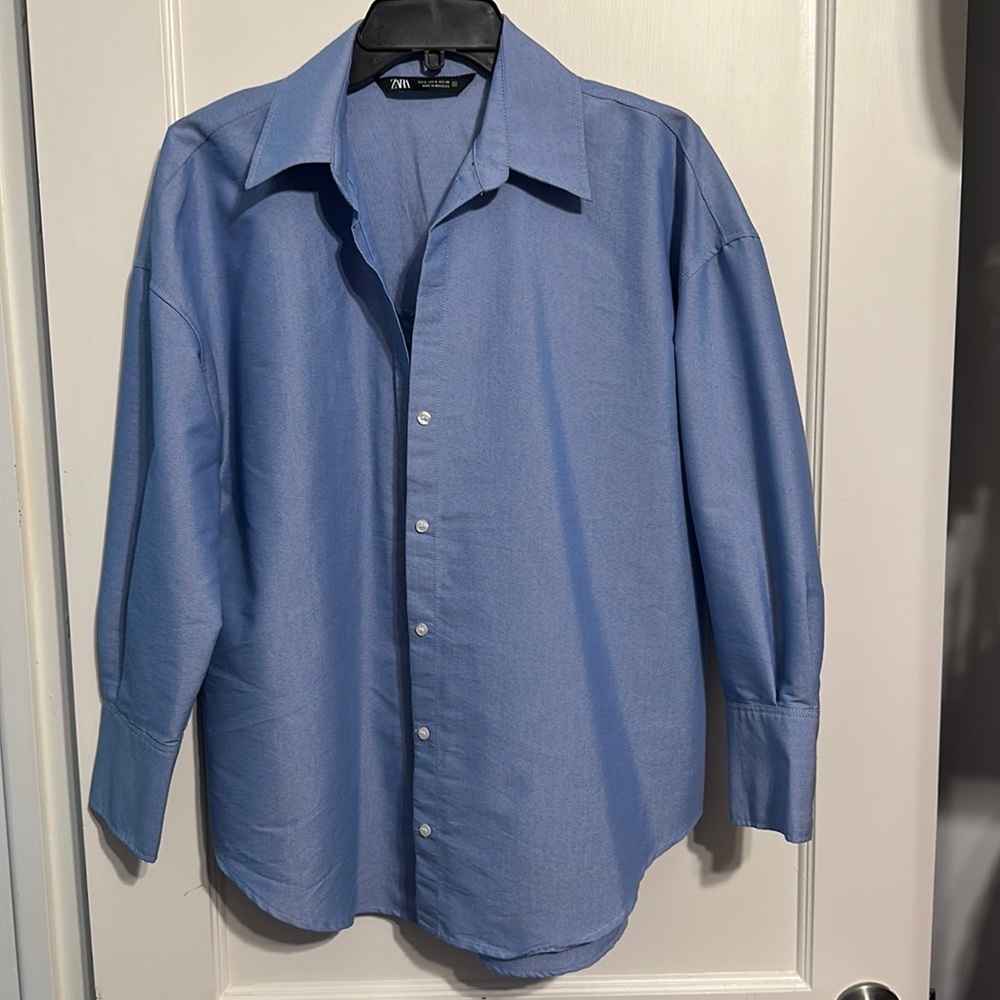 NWOT Zara Women’s Button Down Oversized Shirt Size Small